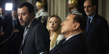 Berlusconi prophezeiht baldige Regierungs-Kollaps