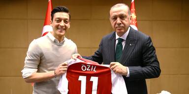 Mesut Özil Erdogan
