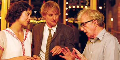 „Midnight in Paris“: Regisseur Woody Allen mit Owen Wilson und Marion Cotillard.