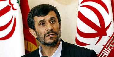 Mahmoud Ahmadinejad / Iran