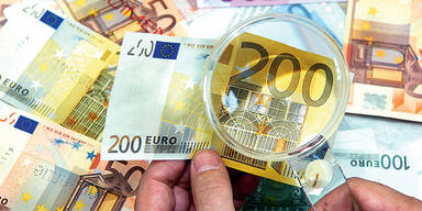 Falschgeld / Geldscheine / 200 Euro