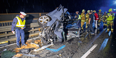 Junge Tirolerin (22) tot: Wer lenkte zweites Unfallauto?
