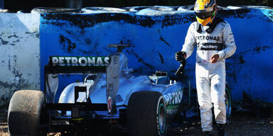 Hamilton-Crash bei Tests in Jerez