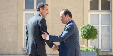 Kern mit Hollande in Paris