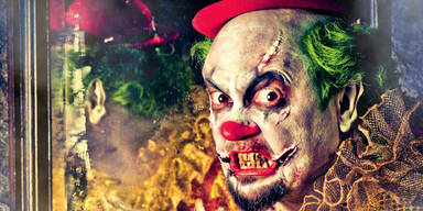 Clown-Masken fast ausverkauft