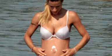 Belle Michelle Hunziker schwanger im Bikini