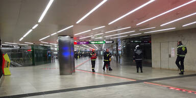 Großeinsatz: Brand in U-Bahn-Schacht