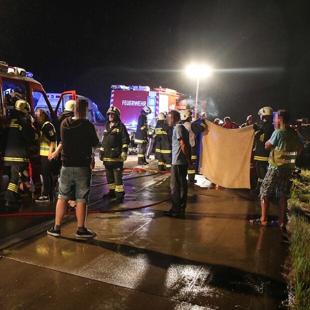 Alko-Geisterfahrer rammt Pkw: 2 Kinder tot
