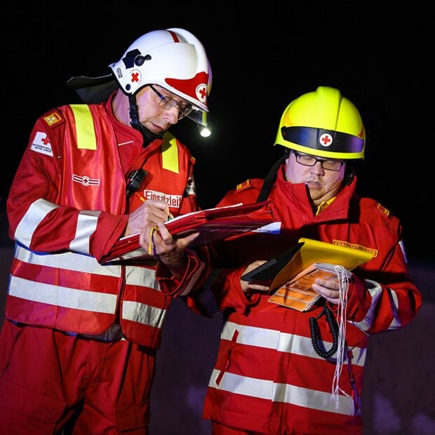 Alko-Geisterfahrer rammt Pkw: 2 Kinder tot