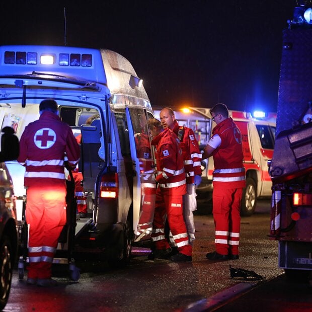 Alko-Geisterfahrer rammt Pkw: 2 Kinder tot