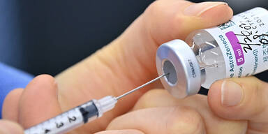 Impf-Alarm: 50 Prozent verweigern AstraZeneca