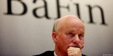 Jochen Sanio kritisiert Basel-II-Bestimmungen