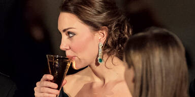 Kate & William: Ein  Glas zum Abschied