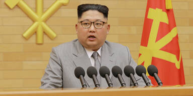 Darum trägt Diktator Kim jetzt Grau