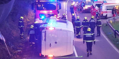 Acht Verletzte bei Unfall mit Kleinbus in der Obersteiermark