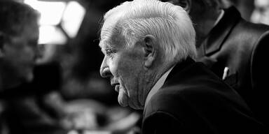Kult-Autor John le Carre ist tot | Im Alter von 89 Jahren
