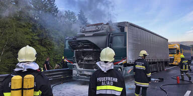 LKW-Brand auf A21: Helden verhindern Inferno