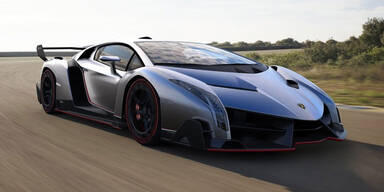 Lamborghini Veneno im Stealth-Fighter-Look
