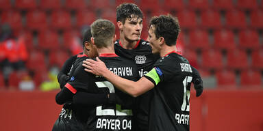 Leverkusen sichert sich Gruppensieg