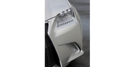 Lexus stellt Hybrid-Limousine LF-Gh vor