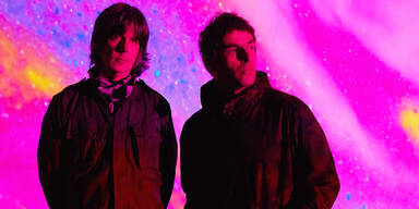 Liam Gallagher & John Squire zünden Britpop-Feuerwerk