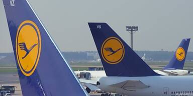 Lufthansa fliegt durch schwere Turbulenzen