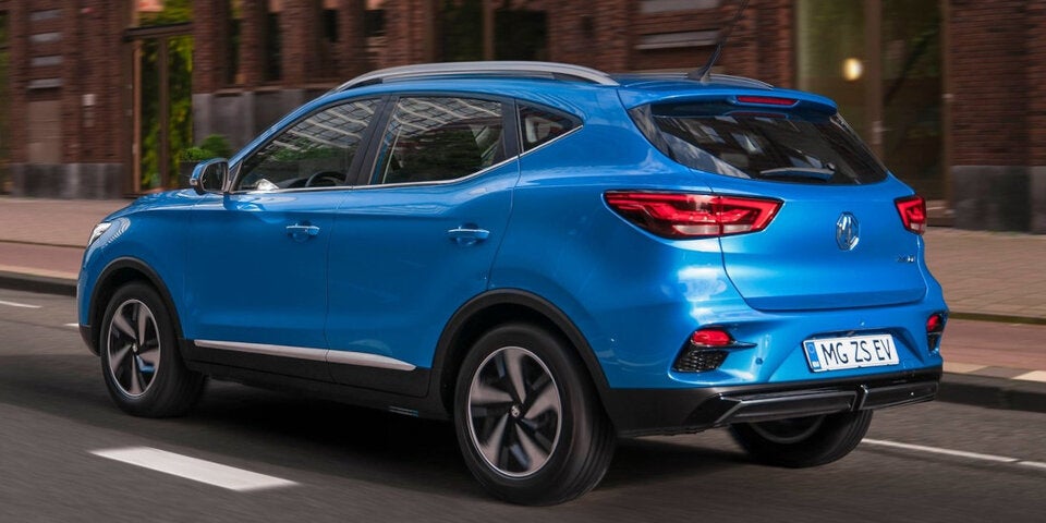 MG ZS EV mit neuem Design und mehr Reichweite