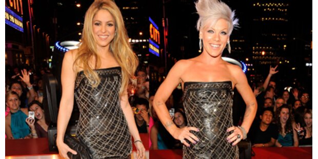 Pink & Shakira im gleichen Kleid