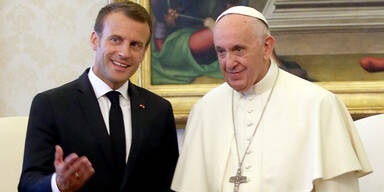 Macron Papst