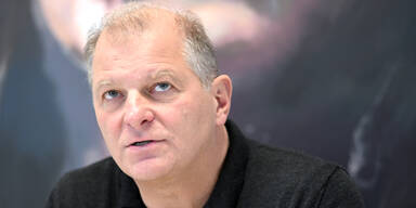 Burgtheater-Direktor Kušej zieht Bewerbung zurück