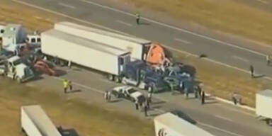 Texas: Massen-Crash mit 140 Autos - 2 Tote