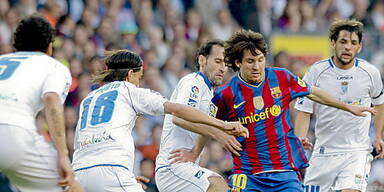Messi denkt und lenkt bei Barca