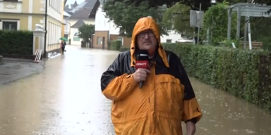 Mike im Regen.PNG