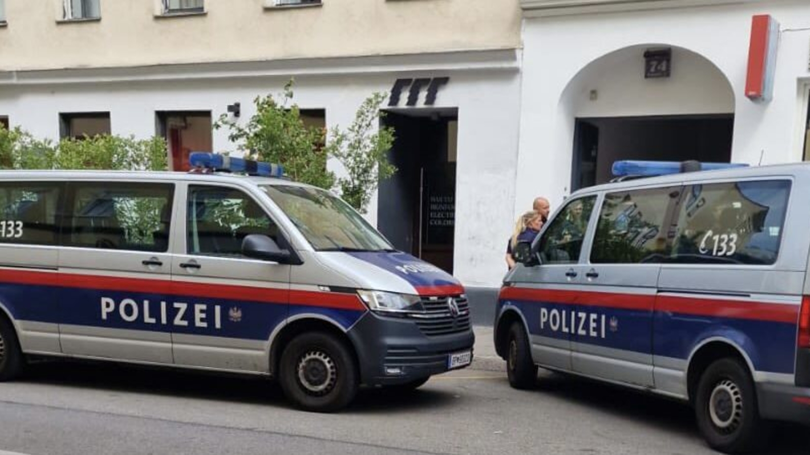 Bluttat In Wien-Ottakring - Frau Tot, Mann In Lebensgefahr - Oe24.at