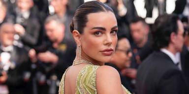 Cannes: Austro-Model mit 135 Karat auf dem Red Carpet