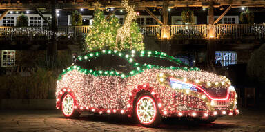 Nissan macht den Leaf zum Weihnachtsbaum