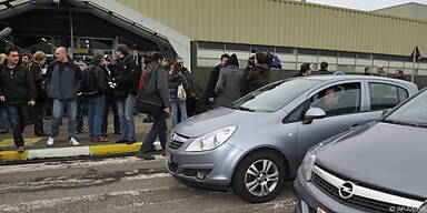 Opel-Betriebsrat wehrt sich
