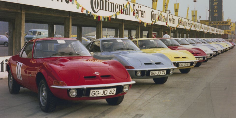 Opel GT feiert 50-Jahr-Jubiläum