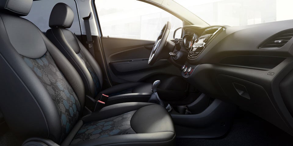 Opel Karl Rocks greift VW Cross Up! an