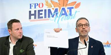Kopie von FPÖ-Generalsekretär Michael Schnedlitz und Parteichef Herbert Kickl