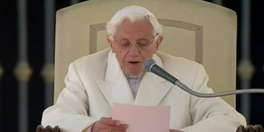 Papst Franziskus Benedikt XVI. sehr krank.png