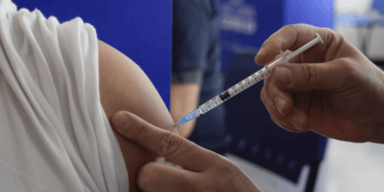 Impfung und Coronapille bescherten Pfizer starken Jahresstart