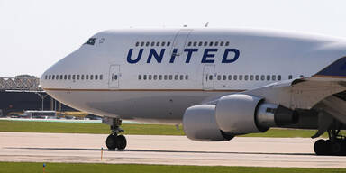 United-Piloten völlig blau an Abflug gehindert