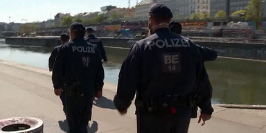Polizisten Goon Squad am Donaukanal