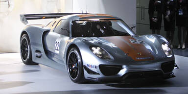 Porsche bringt den "Über"-Hybrid-Sportler