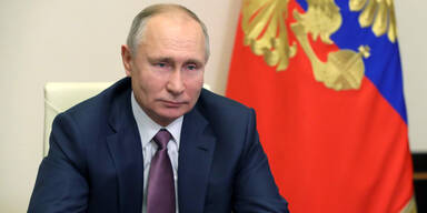 Eigenes Volk hat Angst vor Russen-Impfstoff: Jetzt lässt sich Putin impfen