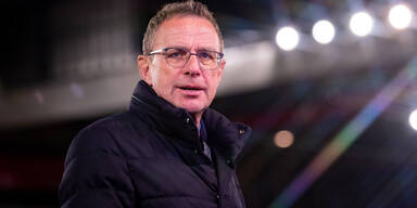 Rangnick leitet Umbruch im Team ein