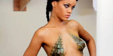 Rihanna als nacktes Krokodil
