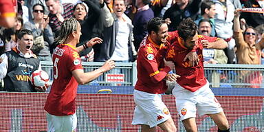 Roma-Stars bejubeln Führungstreffer gegen Atalanta