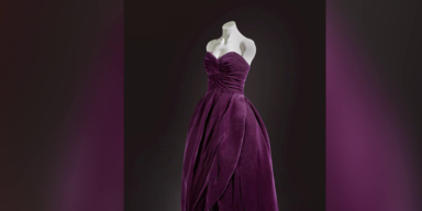 Samtkleid von Prinzessin Diana versteigert.png